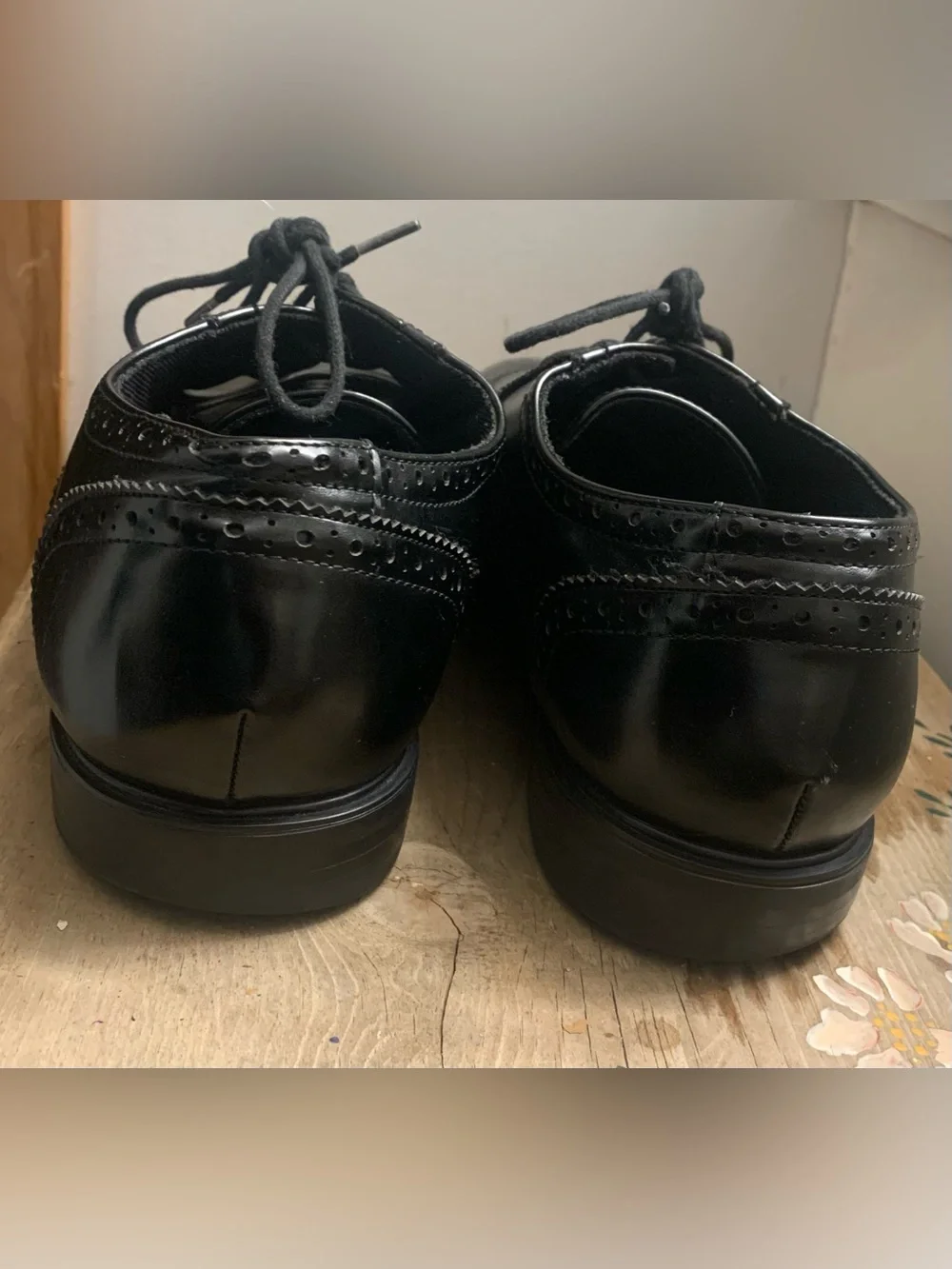Van Heusen Black Wingtip Lace-Up Oxfords